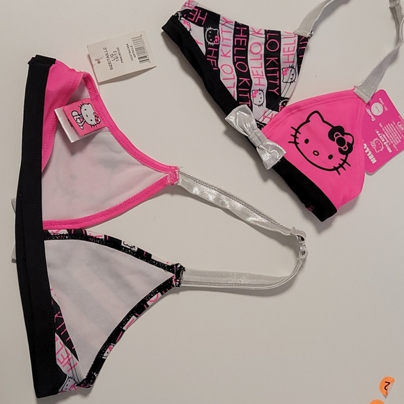 Girls Bikini Top ๐ - Picture 3 of 4